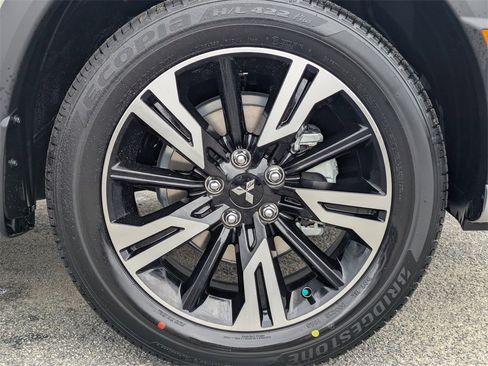 New 2025 Mitsubishi Eclipse Cross SEL image 11