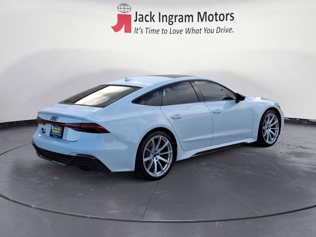 Used 2023 Audi RS 7 Sportback w/ Carbon Optic Package AWD/4WD image 5