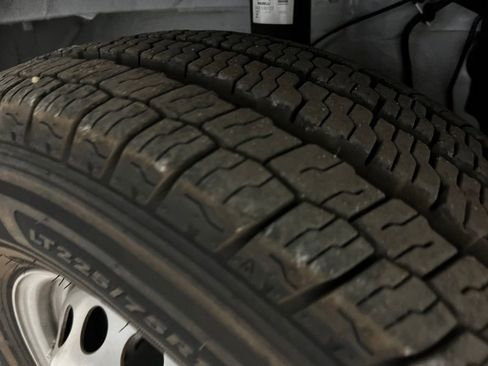 Used 2024 RAM ProMaster 3500 w/ Delivery Van Package image 37