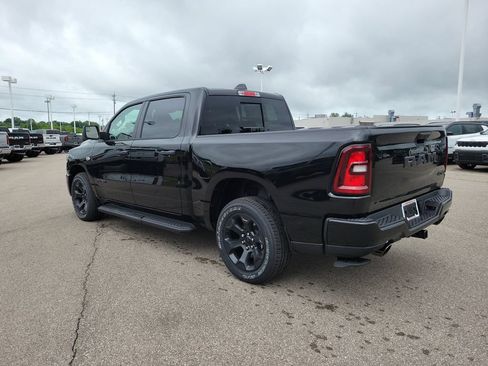 New 2026 RAM 1500 Express AWD/4WD image 3