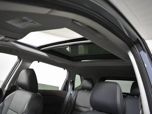 Certified 2023 Nissan Rogue SL w/ SL Premium Package image 45