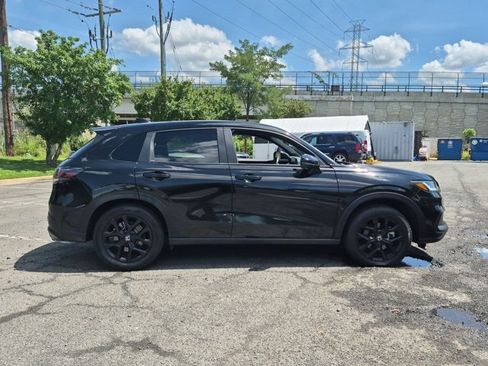 Used 2024 Honda HR-V Sport image 4