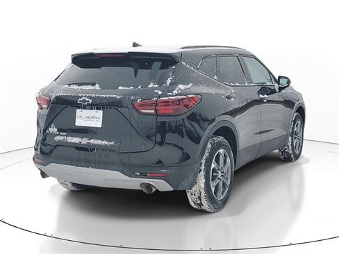 Certified 2024 Chevrolet Blazer LT w/ Convenience Package image 4