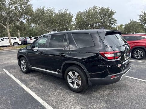 Certified 2024 Honda Pilot EX-L image 6