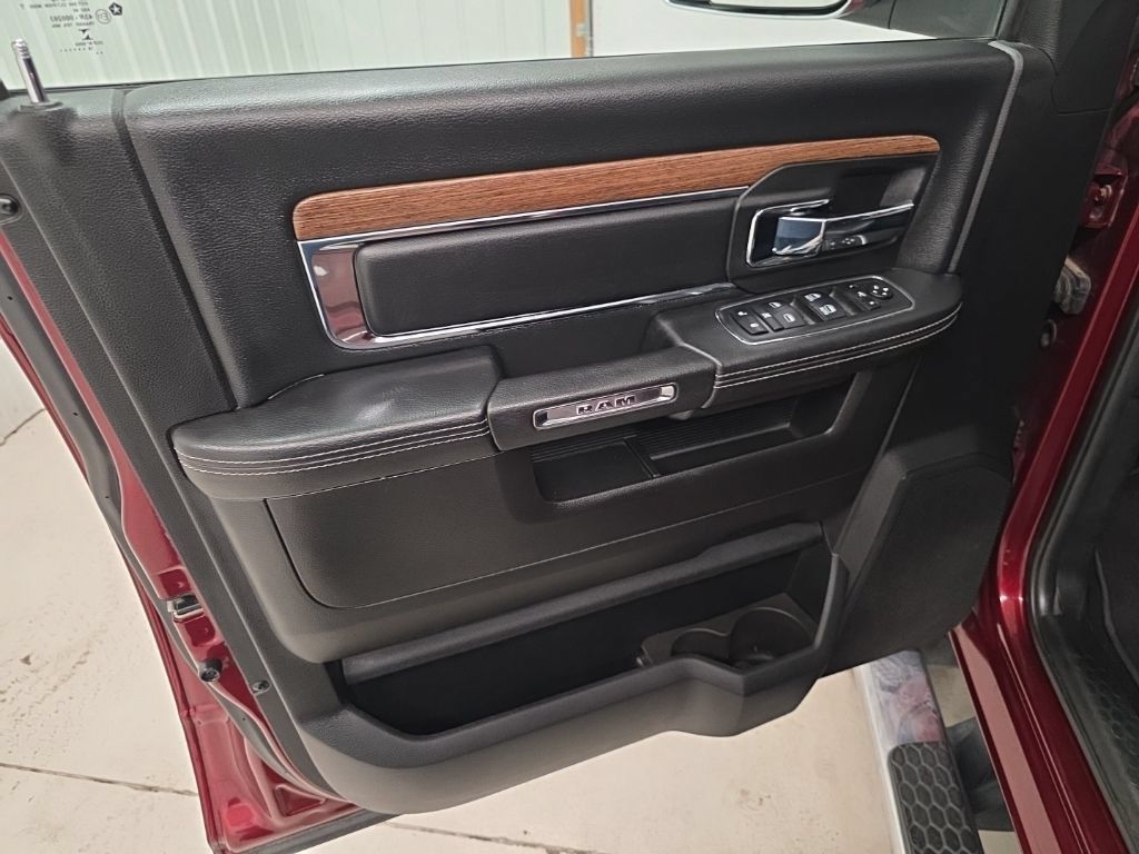 Used 2018 RAM 3500 Laramie AWD/4WD image 12