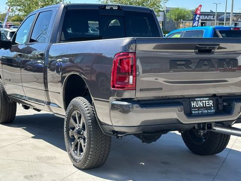 New 2026 RAM 2500 Big Horn AWD/4WD image 5