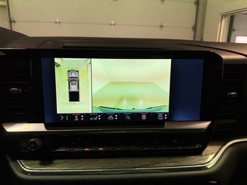 Certified 2024 Chevrolet Silverado 1500 LTZ image 19