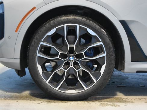 Certified 2024 BMW X7 M60i w/ Executive Package image 26