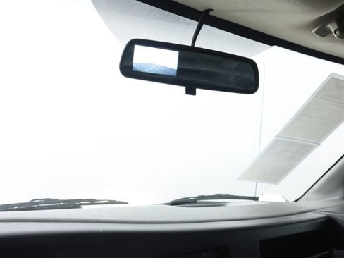 Used 2021 Chevrolet Express 2500 w/ Driver Convenience Package image 9