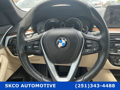 Used 2017 BMW 530i RWD image 18
