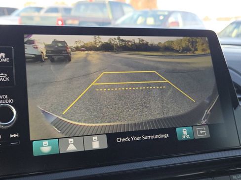 New 2026 Honda Odyssey Touring image 10