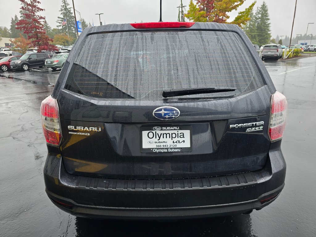 Used 2014 Subaru Forester 2.5i AWD/4WD image 5