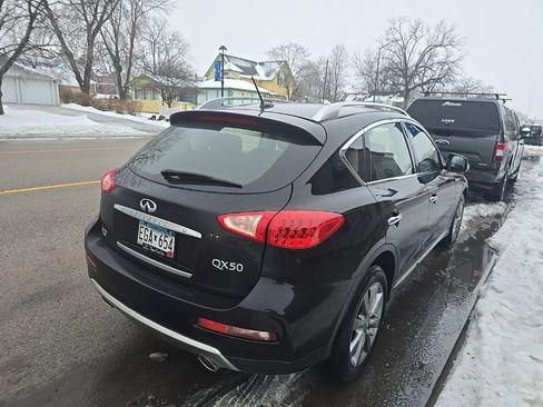 Used 2017 INFINITI QX50 Journey w/ Premium Package image 6