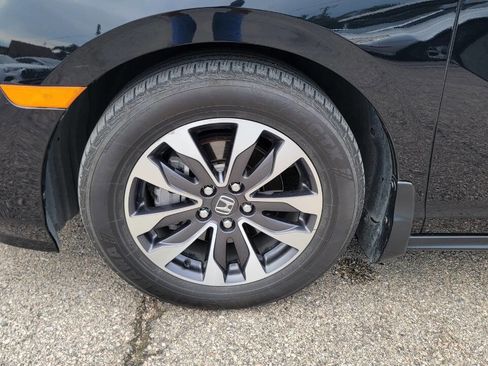 Used 2024 Honda Odyssey EX-L image 9