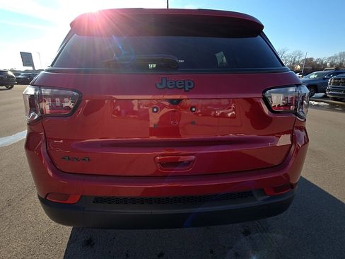 New 2026 Jeep Compass Latitude image 6