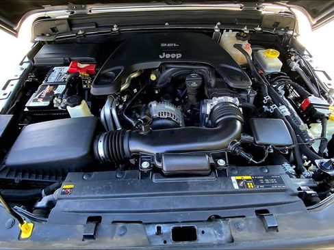 Used 2020 Jeep Wrangler Unlimited Sport S image 30