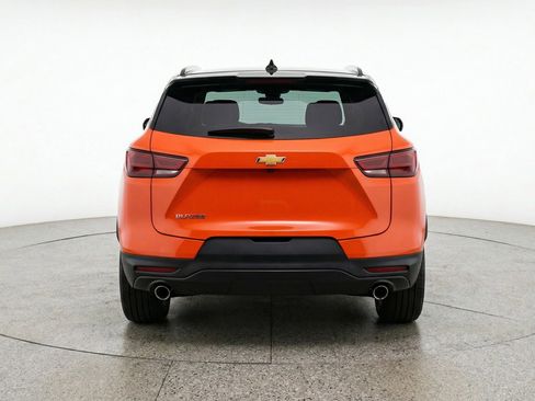 Used 2025 Chevrolet Blazer LT FWD image 7