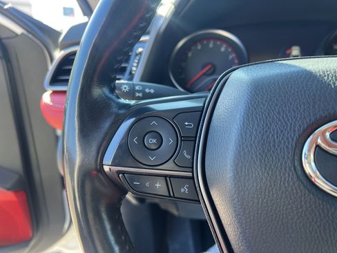 Used 2022 Toyota Camry XSE image 22