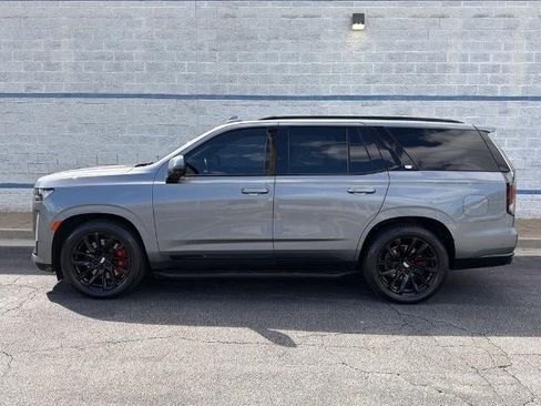 Used 2021 Cadillac Escalade Sport w/ Driver Assist Tech Package AWD/4WD image 4