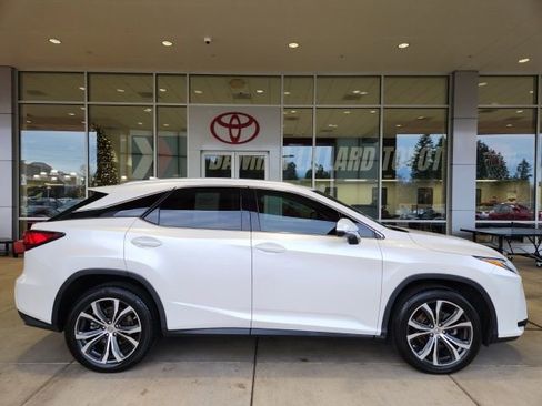 Used 2017 Lexus RX 350 AWD image 3