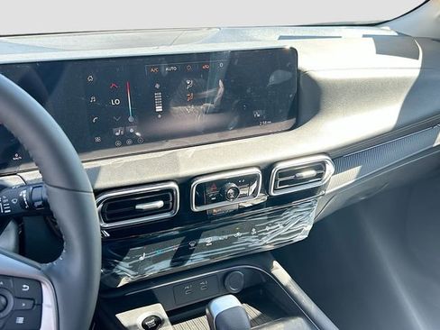 New 2026 Nissan Sentra SV w/ SV Convenience Package FWD image 26