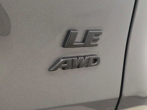 Certified 2023 Toyota RAV4 LE AWD/4WD image 7