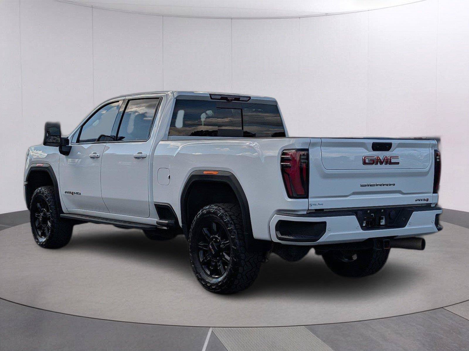 Certified 2024 GMC Sierra 2500 AT4 w/ AT4 Premium Plus Package AWD/4WD image 3