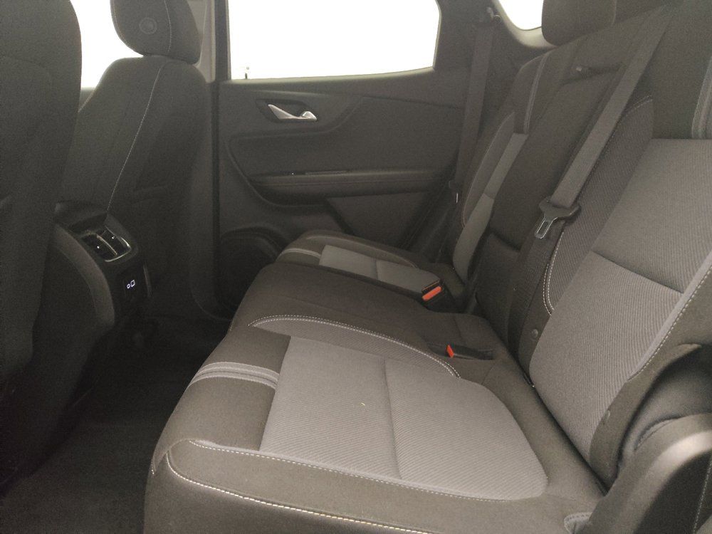 Used 2025 Chevrolet Blazer LT AWD/4WD image 18