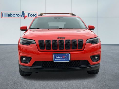 Used 2021 Jeep Cherokee Latitude Plus image 2