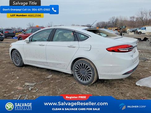 Used 2018 Ford Fusion SE w/ Fusion SE Technology Package image 2