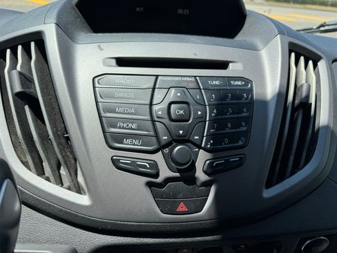 Used 2019 Ford Transit 250 130 Low Roof image 23