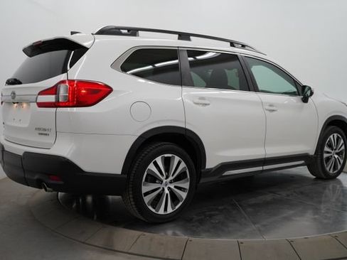 Used 2022 Subaru Ascent Limited w/ Technology Package AWD/4WD image 7