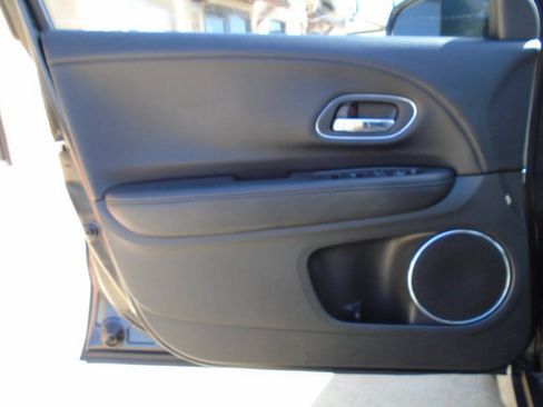 Used 2016 Honda HR-V EX-L image 28