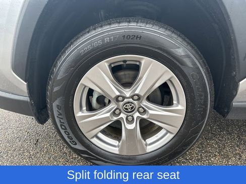 Used 2022 Toyota RAV4 XLE w/ Convenience Package image 37