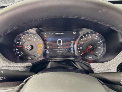 Used 2026 Jeep Compass Latitude AWD/4WD image 12