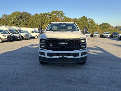 New 2026 Ford F250 XLT w/ XLT Premium Package image 3