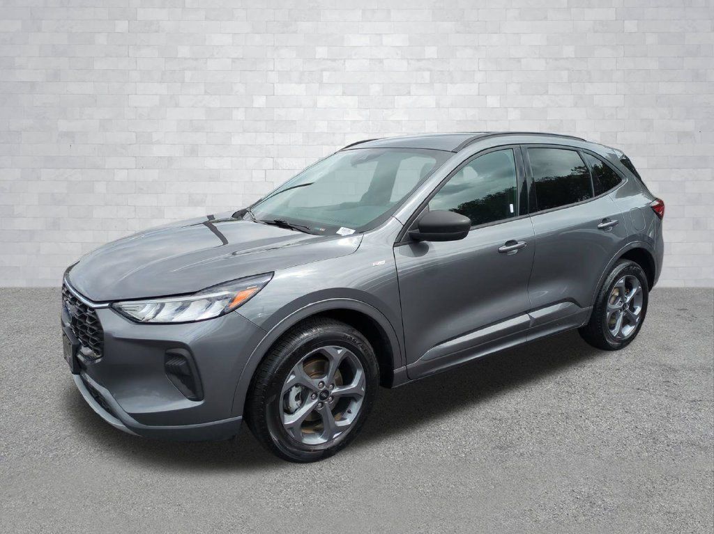 Used 2024 Ford Escape ST-Line AWD/4WD image 9