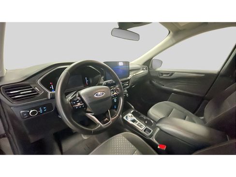 Used 2023 Ford Escape Active w/ Tech Pack #1 AWD/4WD image 11
