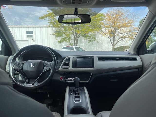 Used 2018 Honda HR-V EX-L image 3