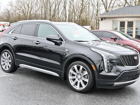 Used 2019 Cadillac XT4 Premium Luxury image 5