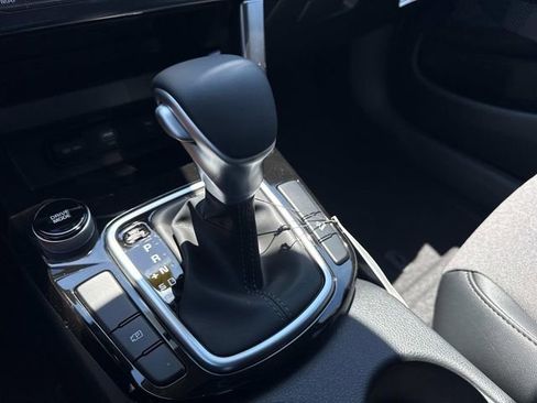New 2026 Kia Seltos S FWD image 28