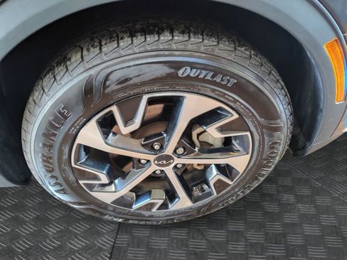 Used 2023 Kia Sportage EX image 22