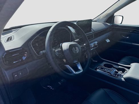 New 2025 Honda Pilot EX-L image 9