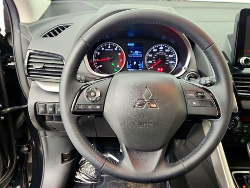 Used 2022 Mitsubishi Eclipse Cross SE image 13