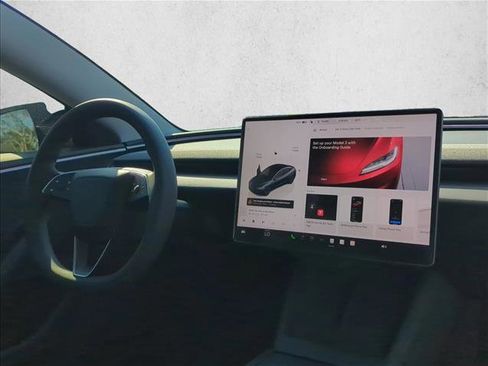 Used 2025 Tesla Model 3 Long Range AWD/4WD image 27