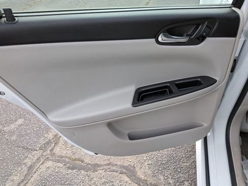 Used 2016 Chevrolet Impala Limited LS FWD image 25