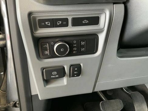 Used 2021 Ford F150 Lariat w/ Equipment Group 502A High AWD/4WD image 17