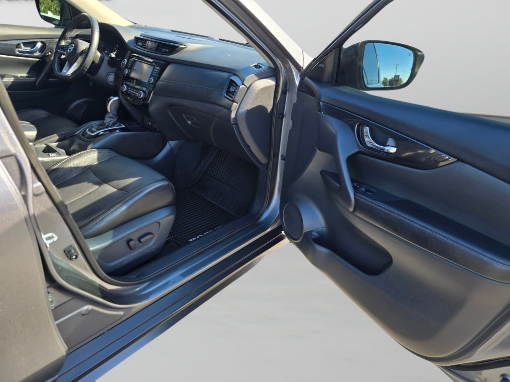 Used 2019 Nissan Rogue SL FWD image 26