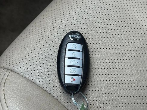 Used 2016 Nissan Altima 2.5 SL w/ 2.5 Technology w/LED Package FWD image 30