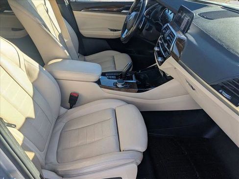 Used 2018 BMW X3 M40i image 19